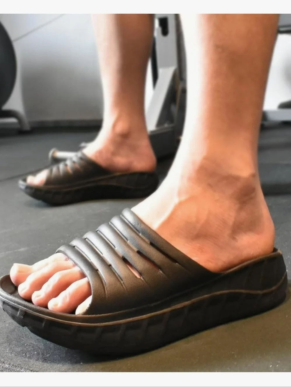 Kuailu Men's Black Slide Sandals - Comfortable Everyday Slip-Ons Size 10